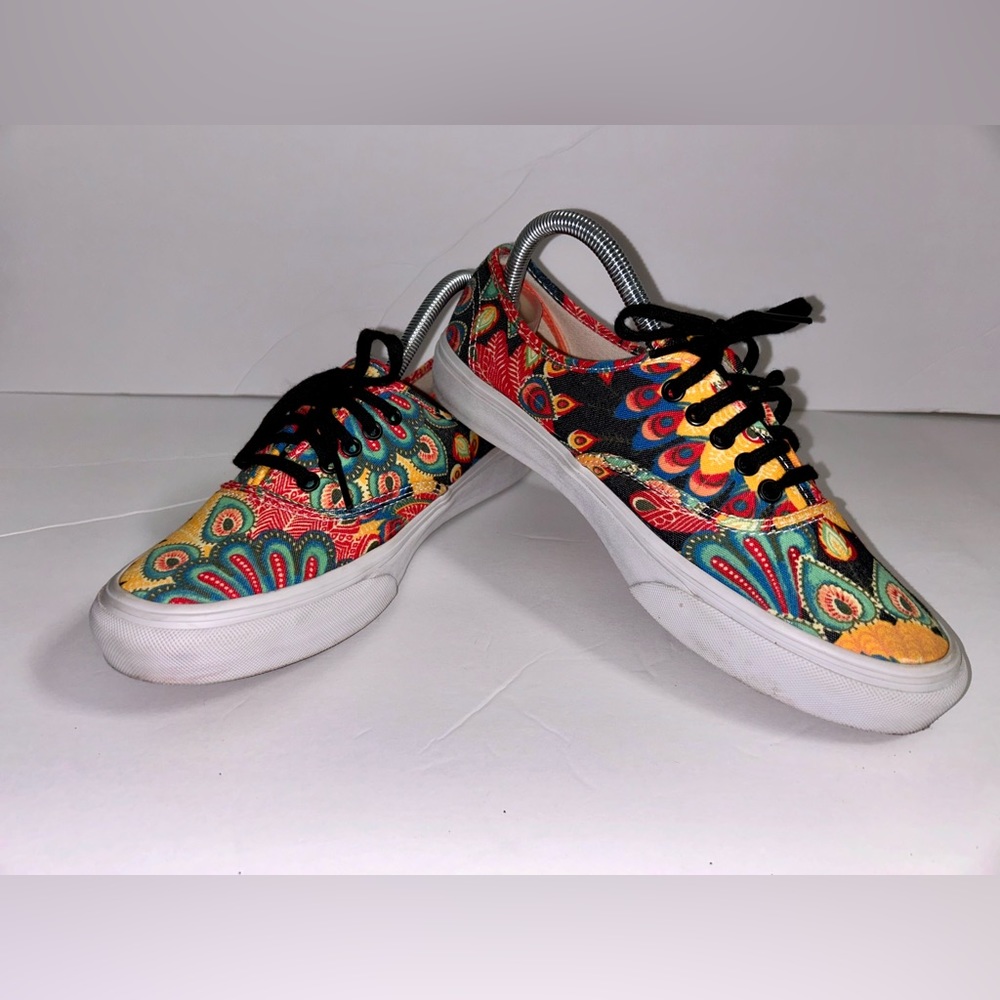 VANS Off The Wall Peacock Print Limited Edition Sneakers